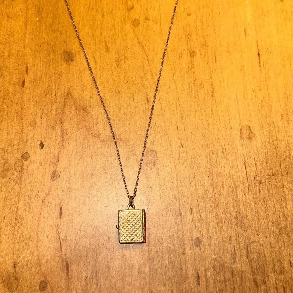 925 Silver Vintage Bible Charm Necklace